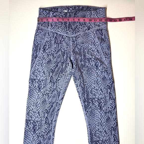 Set of 6 items Actiwear Leggings + Sport Bras Size- Small ( Yogalicious ,Zelos ) - Picture 13 of 16